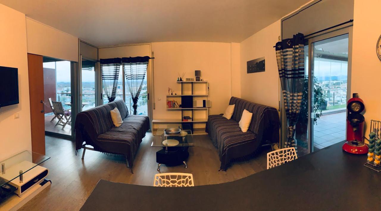 Les Marines Apartment Roses Exterior photo